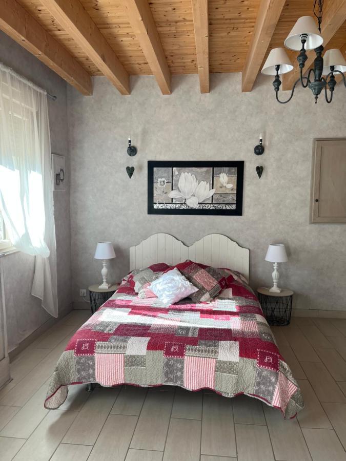 Gîte du Ruisseau de la Renne Thésée Extérieur photo